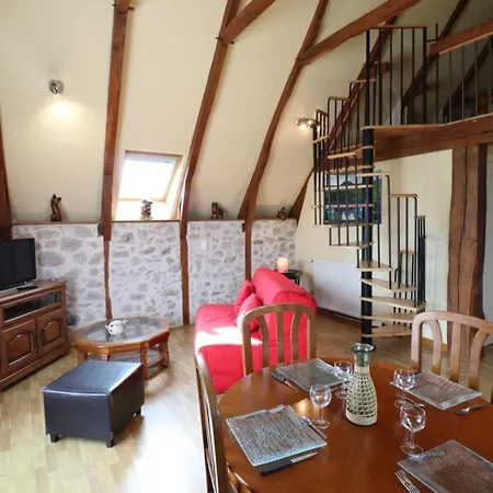 Charmante Maison Avec Jardin, 3 Pers, Proche Randonnees Et Sites Touristiques - Fr-1-742-40 * Labesserette